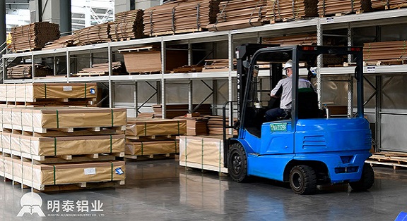 汽车玻璃导轨用5182-O态铝卷-汽车铝板厂家-金年会铝业